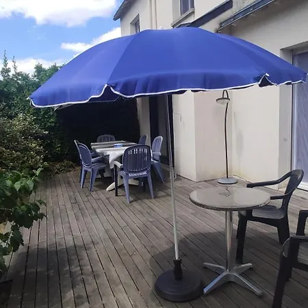 Maison Et Jardin Chantenay נאנט